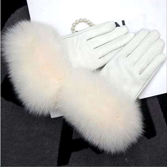 💙NWT White Soft Leather Gloves With Whute Fox Fur and Velvet Linin… - Picture 2 of 10